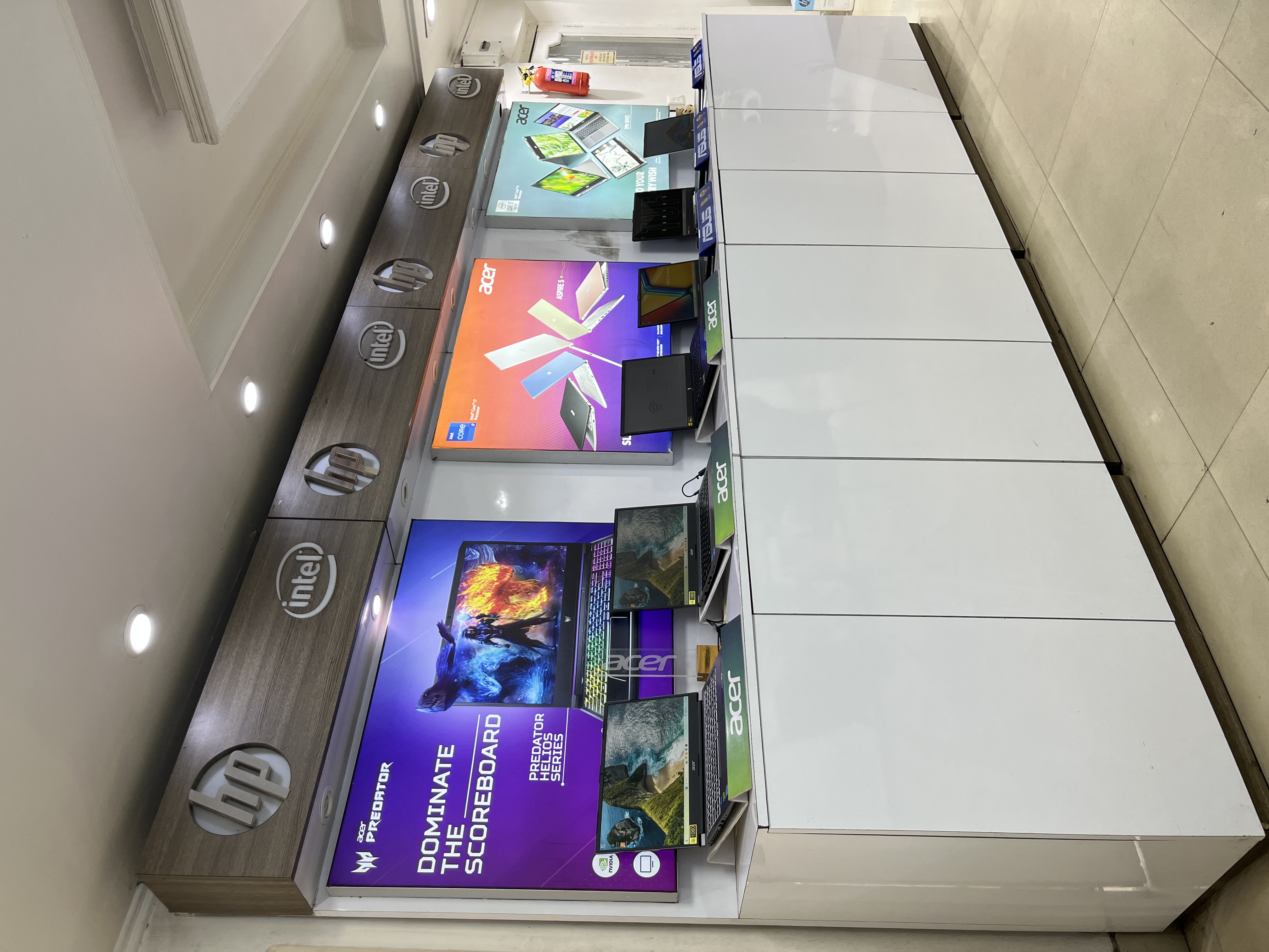 UNITEL Laptop Store Durgapur